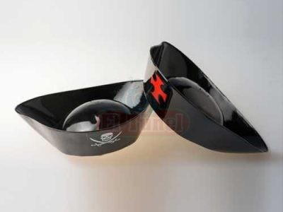 PIRATA-PLASTICO.jpg
