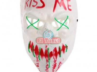 mascara-la-purga-kiss-me-led.jpg